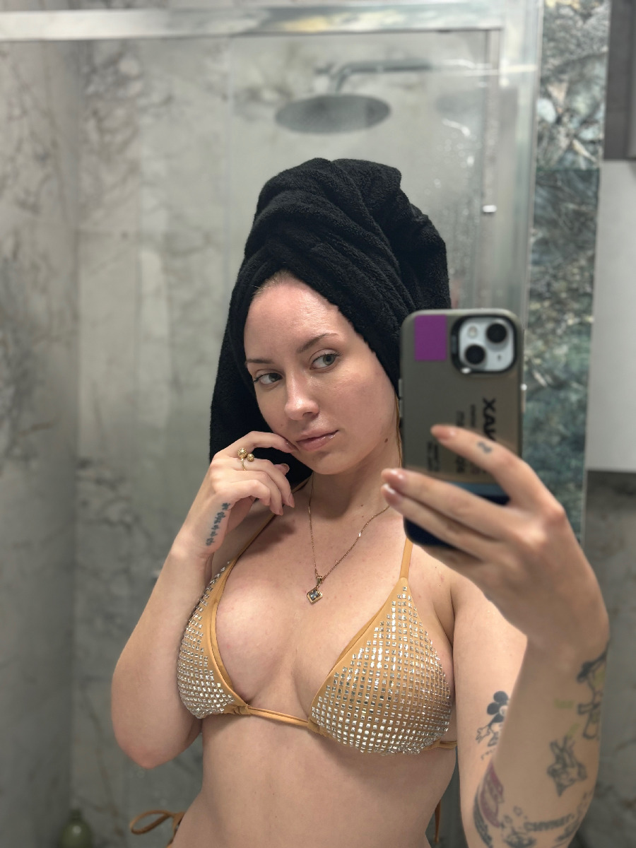 Nude girl KateV in Mashhad