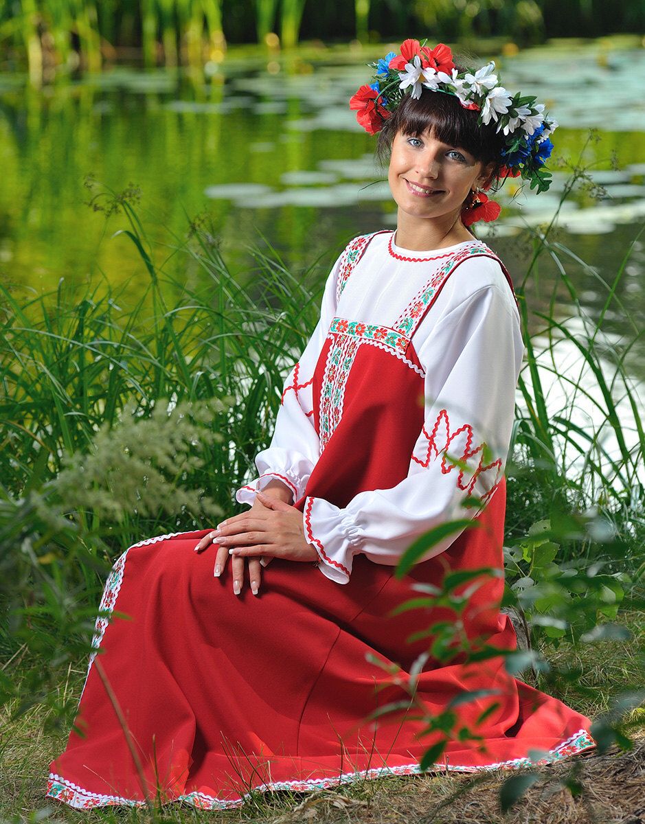 Beautiful girl Girls in Slavic costumes in Mashhad